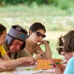 Giochi da tavolo e laboratori all'ombra – vacanze estive ELO 2026