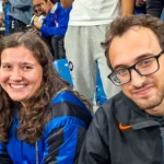 Sorrisi nerazzurri: due ragazzi di ELO in tribuna a San Siro per la Champions League
